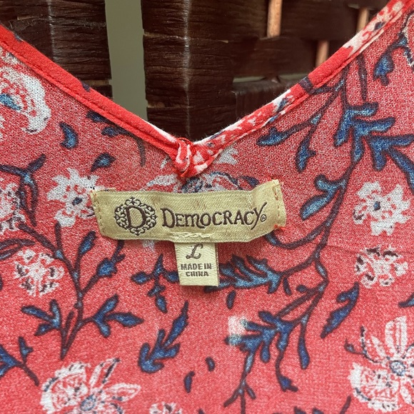 Democracy Kimono - Picture 3 of 4